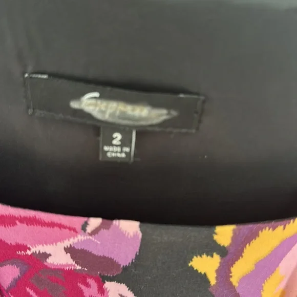 Size 2 Express floral dress - Picture 2 of 3